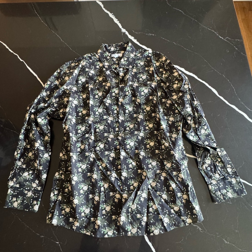 Bar‎ III Black and White Floral Stretch Shirt